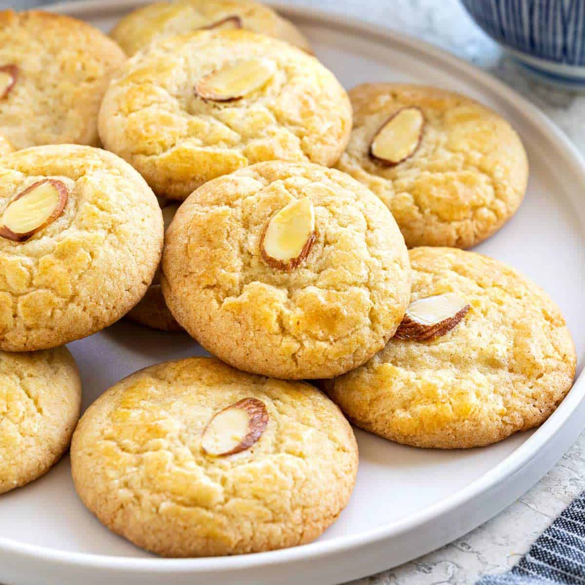 Almond Cookies (5)